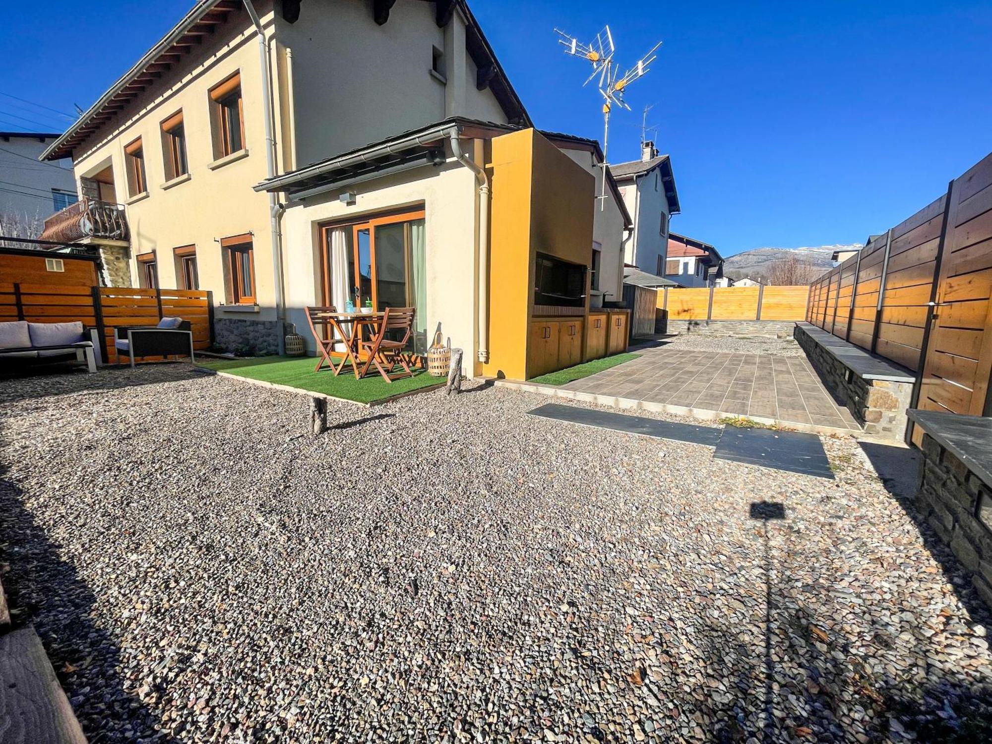 Willa Bonita Casa. Gran Jardin. Con Wifi. Bourg-Madame Zewnętrze zdjęcie